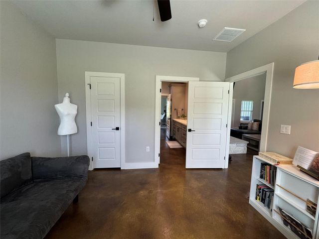 23495 Henson Road, Montgomery, TX 77356