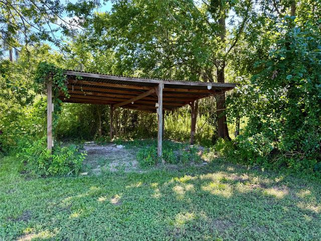 23495 Henson Road, Montgomery, TX 77356