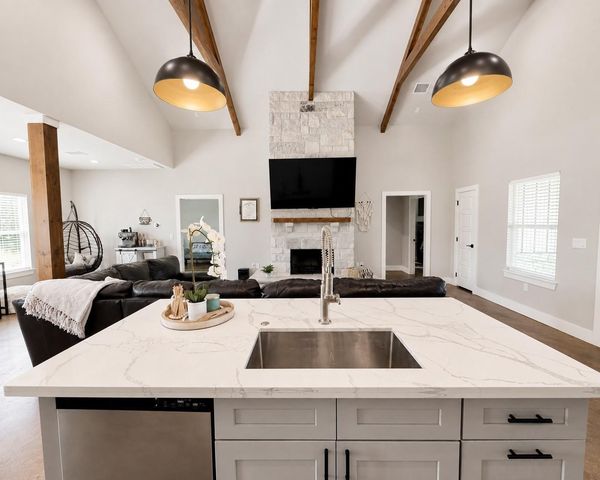 23495 Henson Road, Montgomery, TX 77356