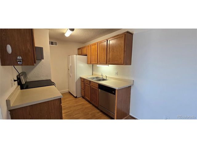 10211 Ura Ln 1-301, Thornton, CO 80260