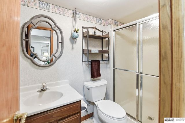 300 S Fillmore Street, Papillion, NE 68046
