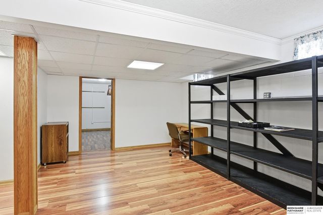 300 S Fillmore Street, Papillion, NE 68046