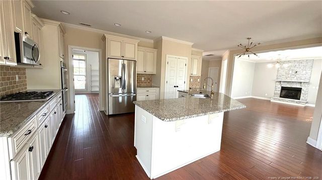 3032 Eaglecrest Lane, Fayetteville, NC 28306