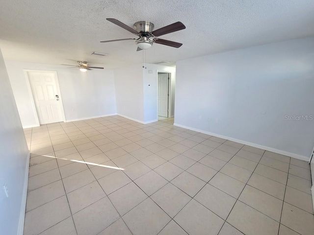 1415 WICKHAM LANE, Holiday, FL 34691