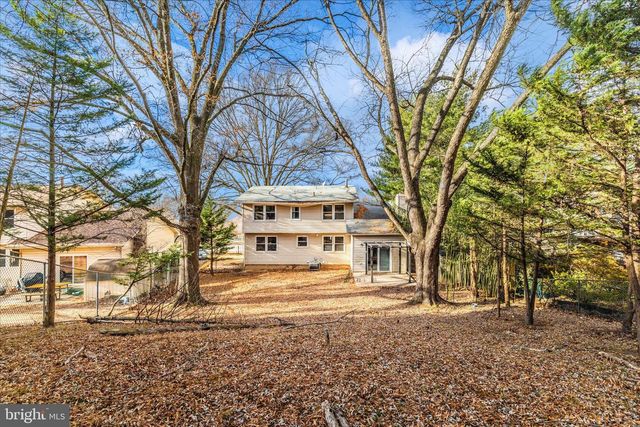 674 COLLEGE PKWY, Rockville, MD 20850