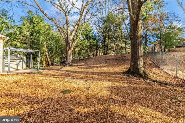 674 COLLEGE PKWY, Rockville, MD 20850