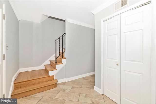 674 COLLEGE PKWY, Rockville, MD 20850