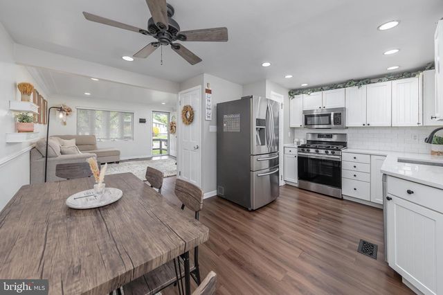 1136 W KINGS HWY, Mount Ephraim, NJ 08059