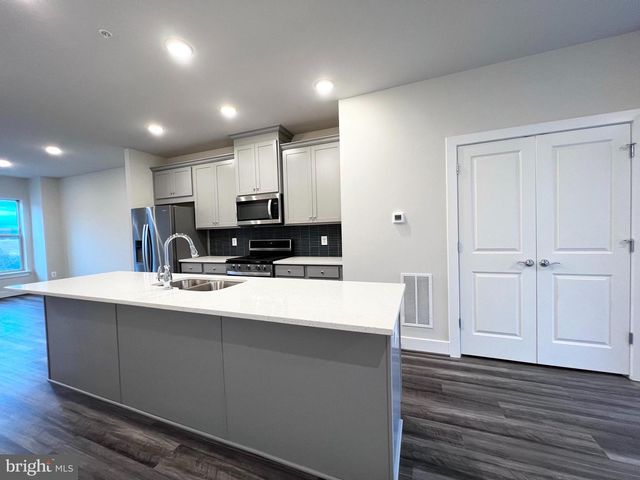 21 MORRISON DR, Gaithersburg, MD 20878