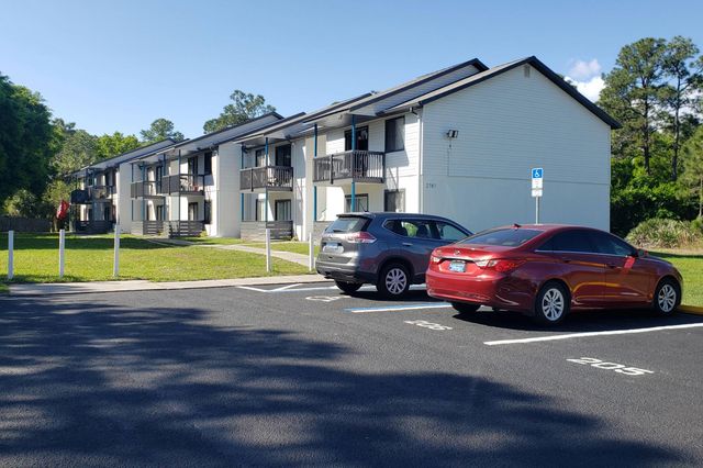 2181 Agora Circle SE 206, Palm Bay, FL 32909