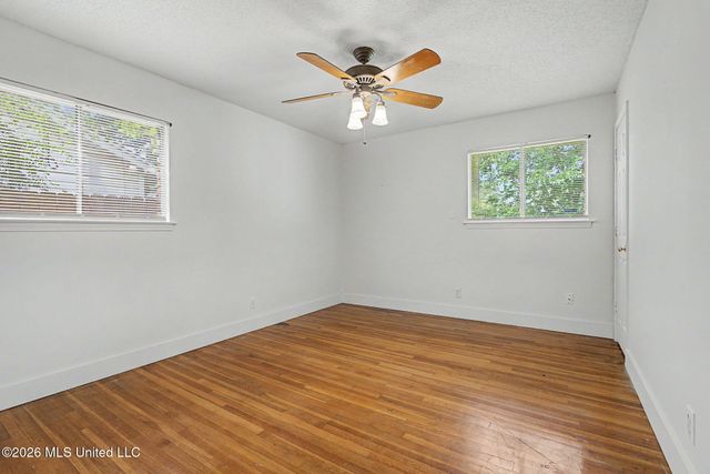 8476 W Southaven Circle, Southaven, MS 38671
