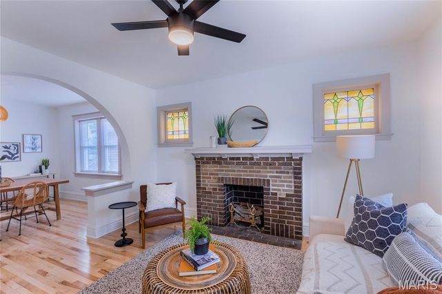 5962 S Cuba Court, St Louis, MO 63139