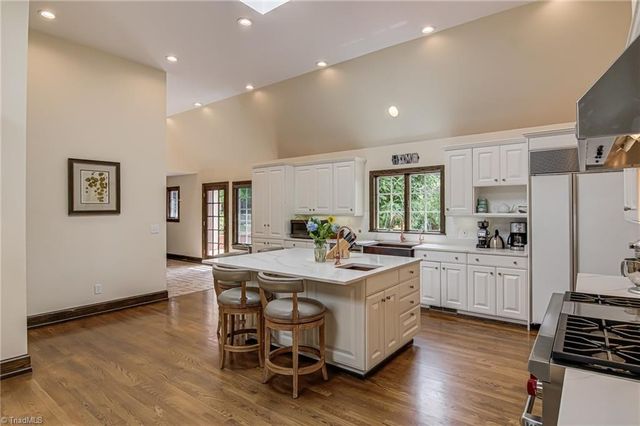 2840 Reynolds Drive, Winston-salem, NC 27104