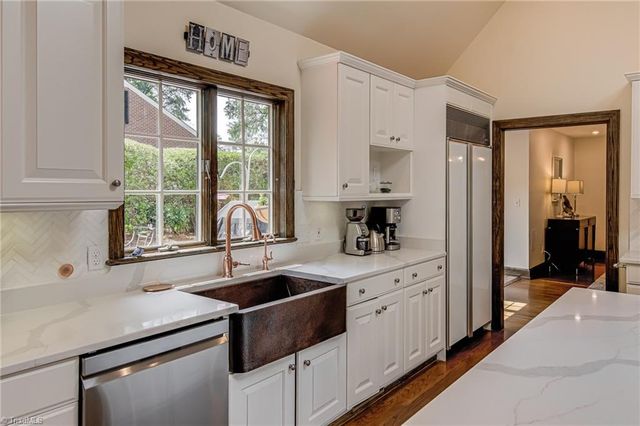 2840 Reynolds Drive, Winston-salem, NC 27104