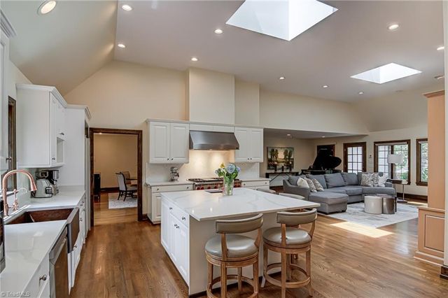 2840 Reynolds Drive, Winston-salem, NC 27104