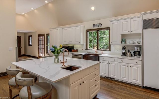 2840 Reynolds Drive, Winston-salem, NC 27104