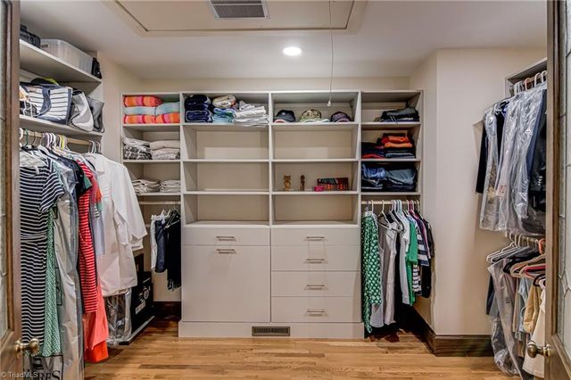 2840 Reynolds Drive, Winston-salem, NC 27104