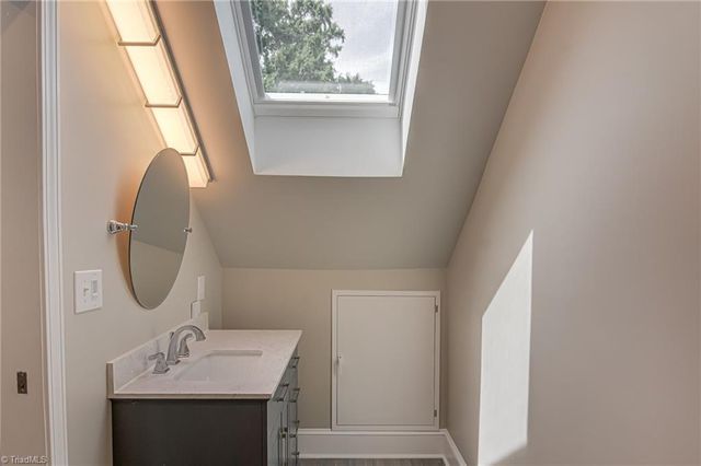 2840 Reynolds Drive, Winston-salem, NC 27104