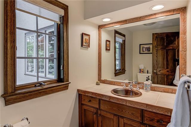 2840 Reynolds Drive, Winston-salem, NC 27104