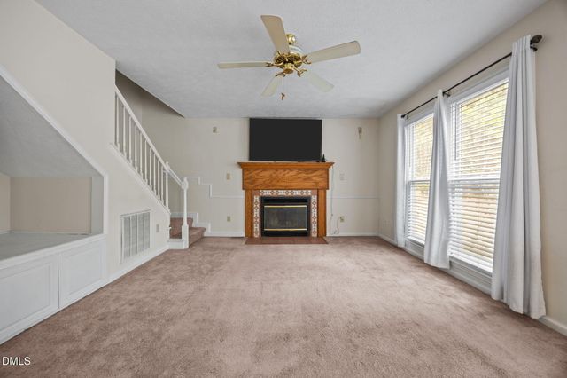 564 Coachman Way, Sanford, NC 27332