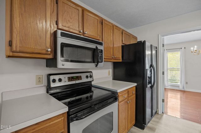 564 Coachman Way, Sanford, NC 27332