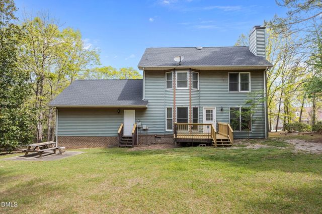 564 Coachman Way, Sanford, NC 27332