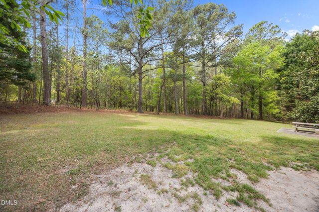 564 Coachman Way, Sanford, NC 27332