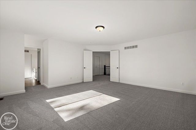 50606 Summit View Drive, Macomb Twp, MI 48042