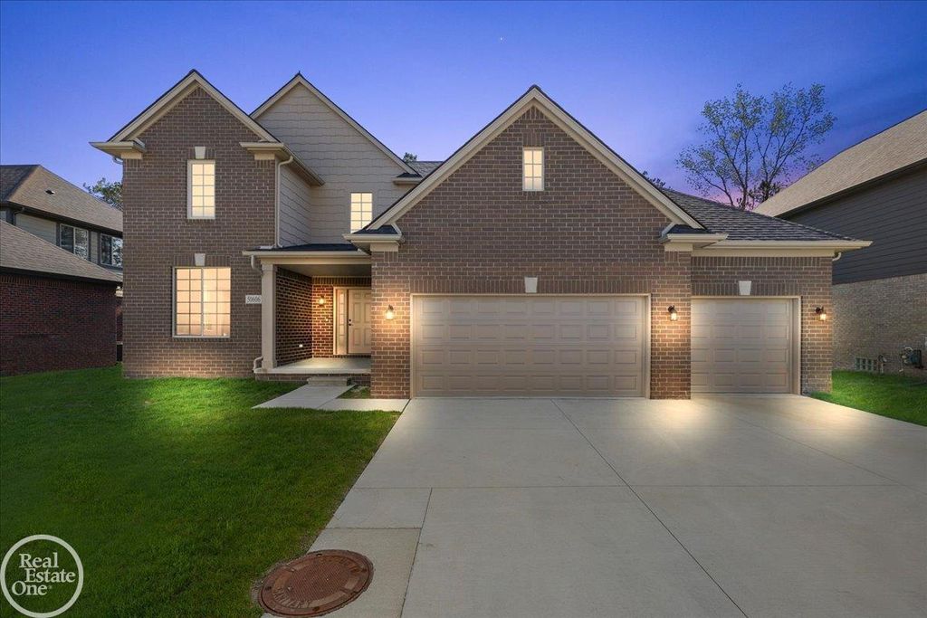 50606 Summit View Drive, Macomb Twp, MI 48042