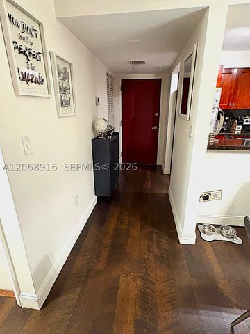 800 N Miami Ave E-905, Miami, FL 33136