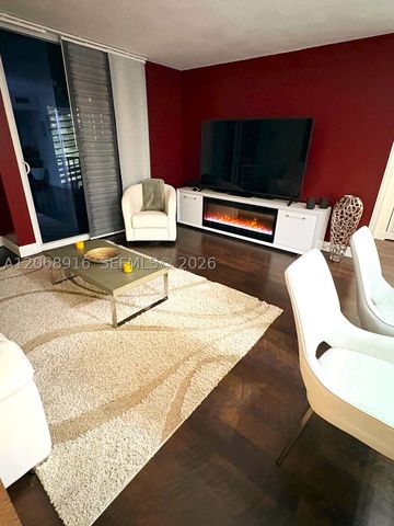 800 N Miami Ave E-905, Miami, FL 33136