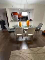 800 N Miami Ave E-905, Miami, FL 33136