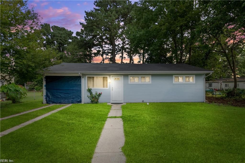 208 York DR, Portsmouth, VA 23702