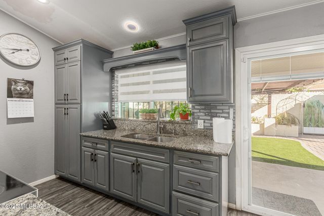 1713 W Cochran Street, Tucson, AZ 85746