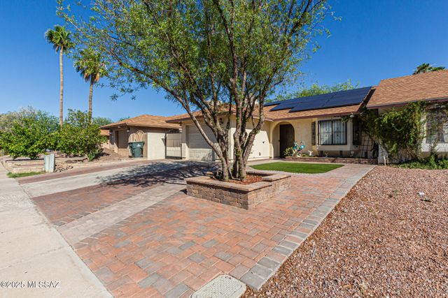 1713 W Cochran Street, Tucson, AZ 85746