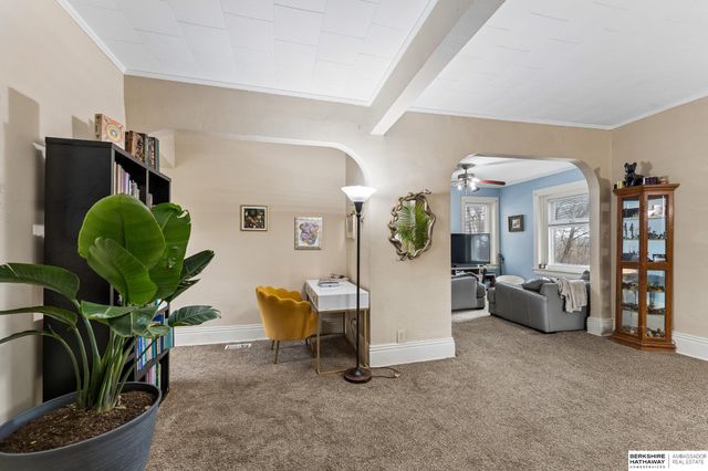 1454 S Pinkney Street, Omaha, NE 68110