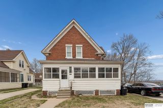 1454 S Pinkney Street, Omaha, NE 68110