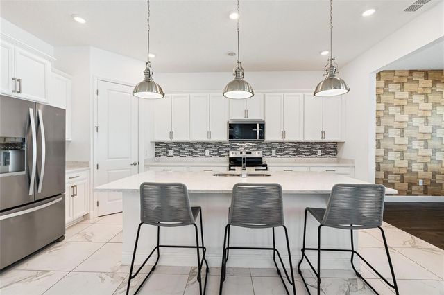 9218 HOLLISTON CREEK PLACE, Winter Garden, FL 34787