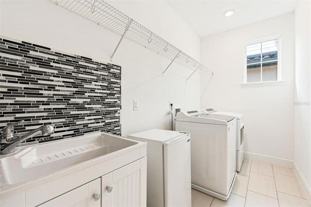 9218 HOLLISTON CREEK PLACE, Winter Garden, FL 34787