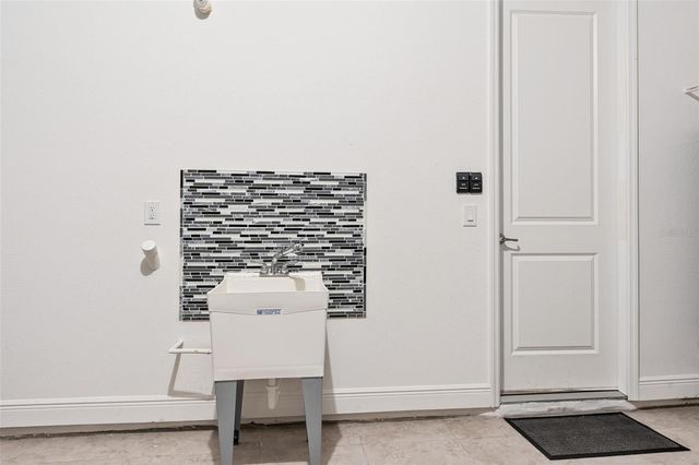 9218 HOLLISTON CREEK PLACE, Winter Garden, FL 34787