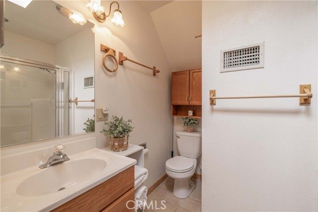 1118 Bruin Trail, Fawnskin, CA 92333