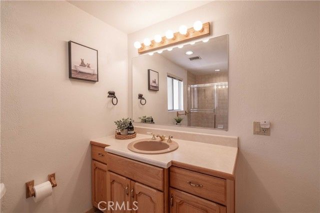 1118 Bruin Trail, Fawnskin, CA 92333