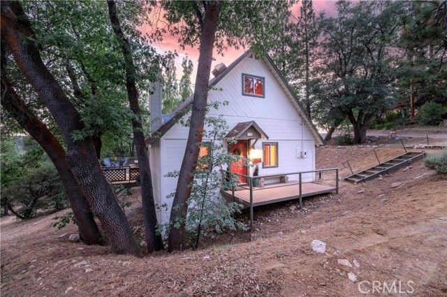 1118 Bruin Trail, Fawnskin, CA 92333