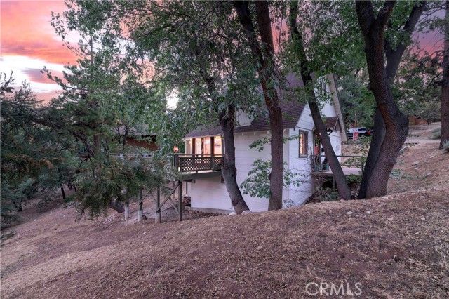 1118 Bruin Trail, Fawnskin, CA 92333