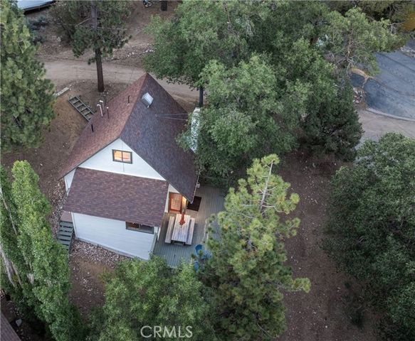 1118 Bruin Trail, Fawnskin, CA 92333