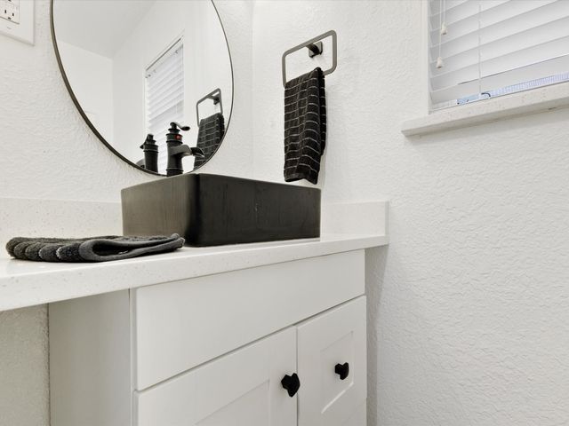 3427 Canyon Road, Grand Prairie, TX 75052