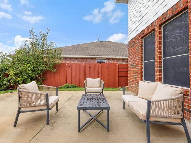 3427 Canyon Road, Grand Prairie, TX 75052