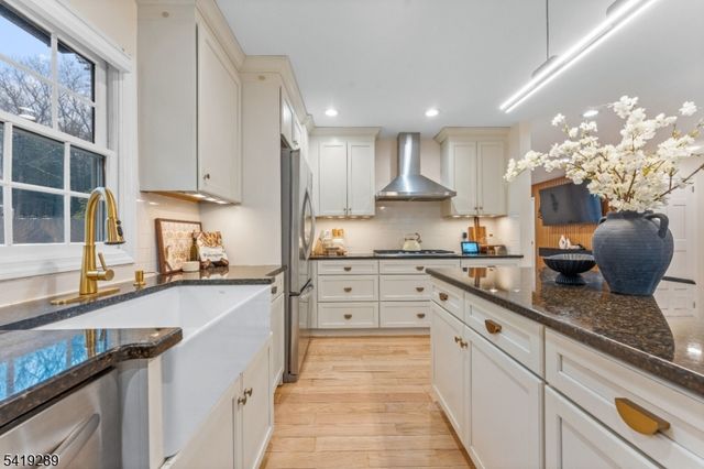 163 La Rue Rd, West Milford Twp., NJ 07435