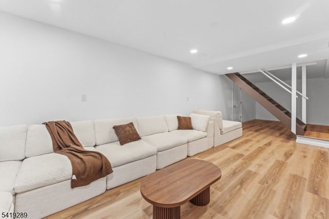 163 La Rue Rd, West Milford Twp., NJ 07435