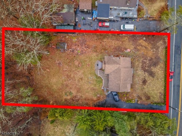 163 La Rue Rd, West Milford Twp., NJ 07435